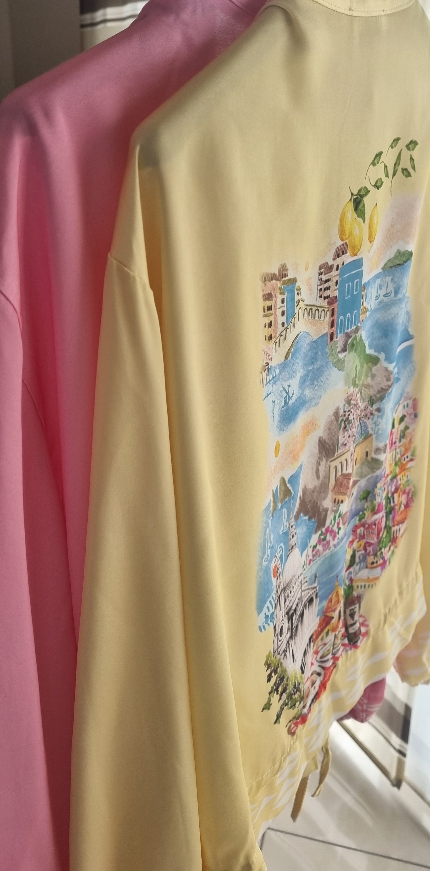 Sommerjacke mit Statement-Backprint